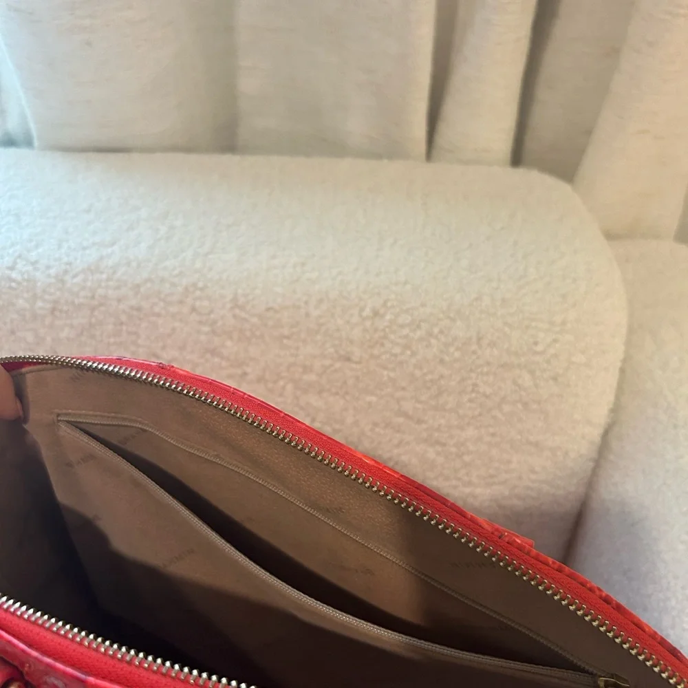 Brahmin Large Duxbury Red Melbourne Satchel w/ dust bag and strap - Picture 5 of 5